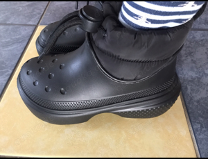 Crocs Stomp Lined Puffer Stiefel Boots Stiefelette Winterstiefel gefüttert Fell Regenstiefel 37 