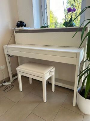 Fast neues E-Piano Classic Cantabile