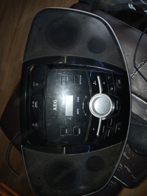 Radio CD Player 