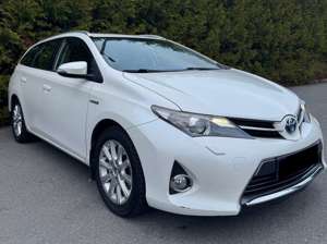 Toyota Auris Auris+1.8+VVT-i+Hybrid+Automatik+Touring+Sports+Ex