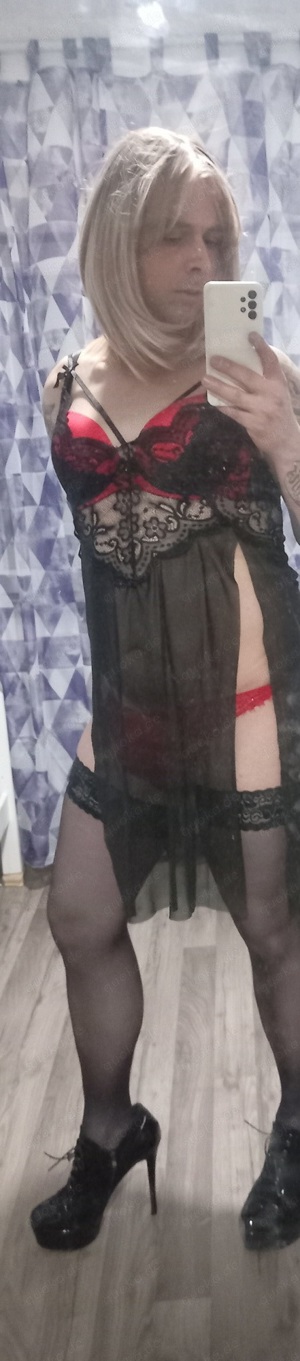 Sissy crossdresser Anita sucht Spaß 