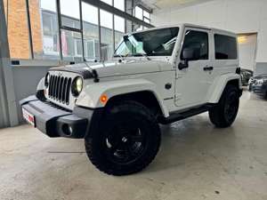 Jeep Wrangler 2.8 CRD+ARCTIC-EDITION+PDC+LEDER+NAVI+