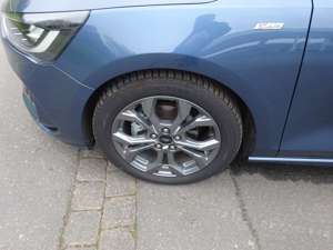 Ford Focus ST-Line X LED Navi Kamera Automatik ACC Bild 4