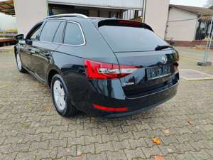 Skoda Superb Ambition-Klima-Shz-Navi-el. Heckklappe-Memorysz Bild 4