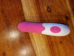 Vibrator pink mit AAA Batterien