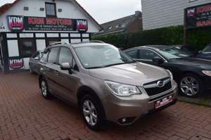 Subaru Forester OHNE FAHRZEUGPAPIERE,XENON,KAMERA,AHK. Bild 3