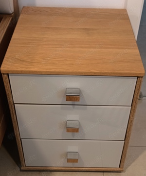 2 Nachttische des bekannten Schlafzimmerherstellers Wiemann