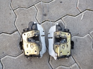 Orig. VW Golf 3 Türschloss Schloss Vorne LI + RE Set 1H1837015