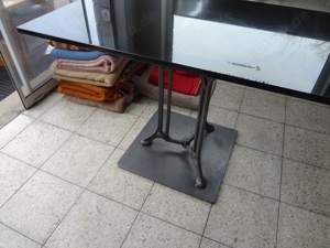 Tisch mit Steinplatte 110 x 70 cm H 75 cm, Sockel Metallfuß Bild 2