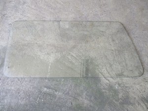 Mitsubishi L300 Serie 1 Seitenscheibe Ausstellfenster links hinten