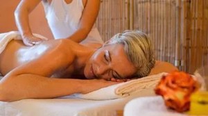 Entspannende und sinnliche Ganzkörpermassage (Ayurveda   Tantra Massage)