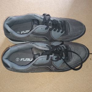 Sneaker neu Turnschuhe Größe 46