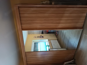 Bett komplett mit Schrank wegen Umzug zu verkaufen