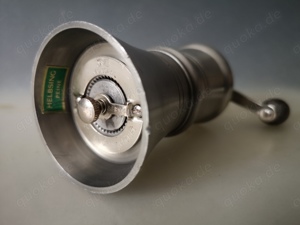 Pfeffermühle aus Zinn mit gehärtetem Monopol Stahl Mahlwerk Bild 2