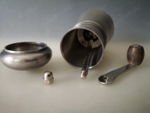 Pfeffermühle aus Zinn mit gehärtetem Monopol Stahl Mahlwerk Bild 4