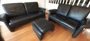 Couchgarnitur Sofas 2er-groß   2er-klein und Hocker Leder schwarz