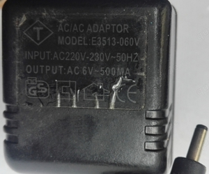 Stecker Netzteil Adapter 6V  600mA, Model E3513-060V