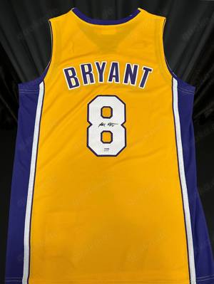 Signiertes gelbes Trikot von Kobe Bryant, handsigniert, PSA DNA-Authentifizierung