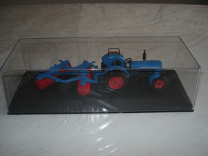 Eicher Wotan 2 mit Scheibenegge 1:43 Acylglas Vitrine neuwerig unbespielt Bild 3