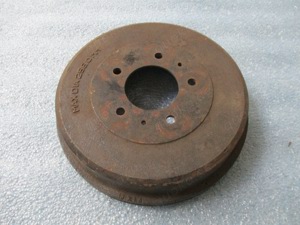 Bremstrommel Mitsubishi L300 2WD