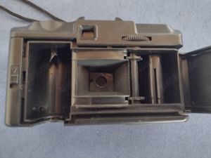 Foto   Camera 35 mm with Hot Shoe, einfache Handhabung, gebraucht Bild 5