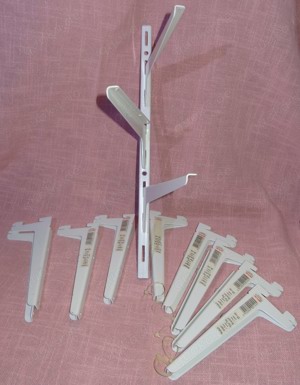 D Spur Einloch Regalsystem Winkelträger 8 Paar+3 weiss 18 cm un gebraucht Winkelträger Einhängehacke