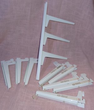 D Spur Einloch Regalsystem Winkelträger 8 Paar+3 weiss 18 cm un gebraucht Winkelträger Einhängehacke Bild 2