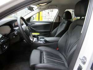 BMW 530 e Touring Autom Navi/Leder/360/4Zonen/SHZ Bild 4