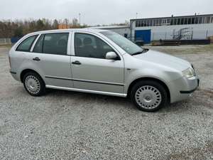 Skoda Fabia 2.0 Elegance Bild 3