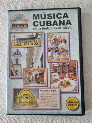 Hemingway Stammkneipe "La Bodegita del Medio" in Havanna  Bild 8
