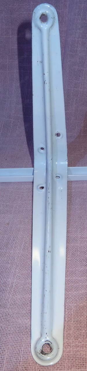 D Regalhalter 1 x Regalträger Wandhalter Stahlblech weiß 18x23x4 gebraucht  