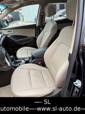 Hyundai SANTA FE Premium Aut. Leder Navi Kam Pano Bild 5