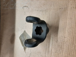 Bondioli Gelenkwellen Gabel Größe 4