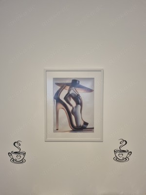 Ein Moderner Leinendruck " Madam y Highheels " Gerahmt  Bild 2