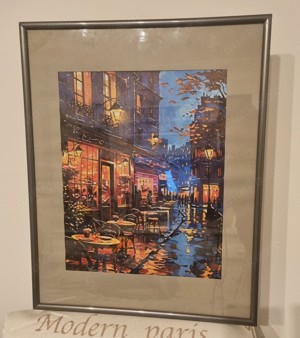 Straßencafé in Abendbeleuchtung ein Leinendruck gerahmt Bild 2