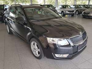 Skoda Octavia Com3TSI Navi Clitro Sitzhzg PDC vo+hi 8-fach-berei