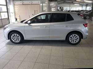 Skoda Fabia 5tg. 4 TSI AMB. Garantie 8/28 AHK SmartLink Sitzhe Bild 4