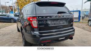 Ford Explorer Interceptor PoliceCar Bild 3