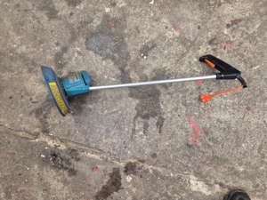 Elektrofreischneider   Rasentrimmer Black & Decker Typ D 511