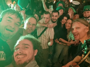 Indie-Folk-Rock-Band sucht Bassist (Raum Heidelberg   Odenwald)!