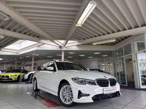 BMW 330 e Touring Sport Line AUT./LASER/AHK/HUD/DAB