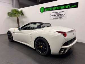 Ferrari California 4.3 V8 *KERAMIK*LEDER*NAVI*BI-XENON* Bild 3