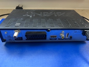 Satelliten-Receiver AVANIT SXHD mit Fernbedienung Bild 2