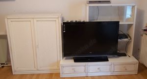 Vintagestil Fernsehwand von Schreiner gefertigt schraubenlos