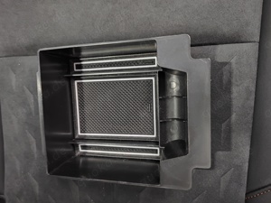 Ateca, Aufbewahrungsbox, Mittelarmlehne