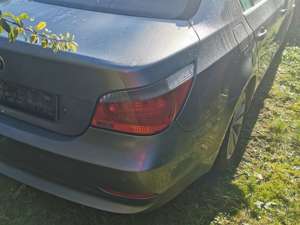 BMW 520 520i Bild 2