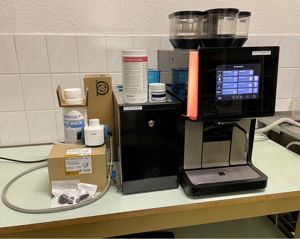 WMF 1500S Kaffeevollautomat mit Milchkühler, überholt + Pflegeset Bild 2