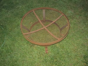 großer Brennholz Feuerkorb, Höhe 35 cm, Durchmesser 66 cm