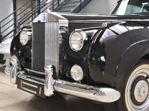 Rolls-Royce Cloud I DHC by Mulliner (7504) 1 of 13 Bild 5