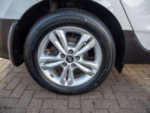 Hyundai iX35 Wasserstoff Fuel Cell Electro Vollausstattung Bild 5